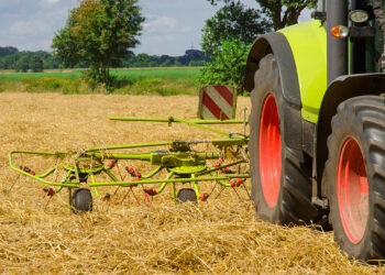 Harvesting Equity Premia in Emerging Markets: A Four-Step Process