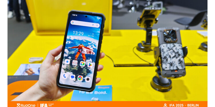 La marque RugOne, incubée par Ulefone, et son premier produit sont officiellement lancés à l’IFA 2025