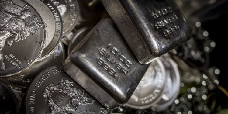 XAG/USD poised to extend gains further, support likely at $40.60