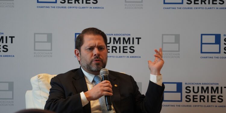 Dems Respond to GOP’s Crypto Market Structure Bill With Framework of Priorities