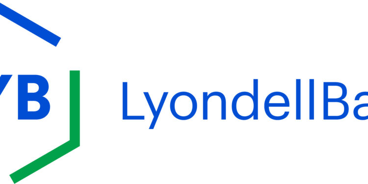 LyondellBasell prices public offering of guaranteed notes
