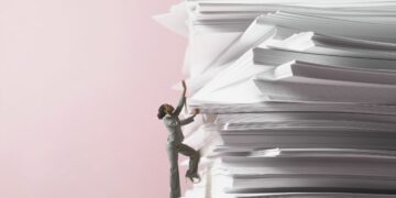 A Guide for Investment Analysts: Working with Historical Market Data