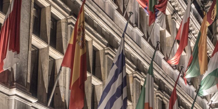 US Dollar takes a hit as Dovish Fed U-turn boosts AUD, EUR, and JPY outlo…